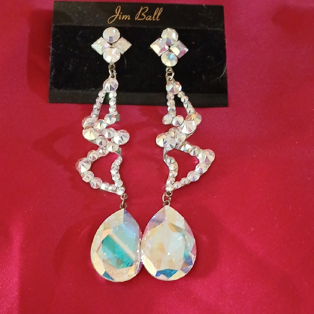 Silver Crystal Drop Earrings